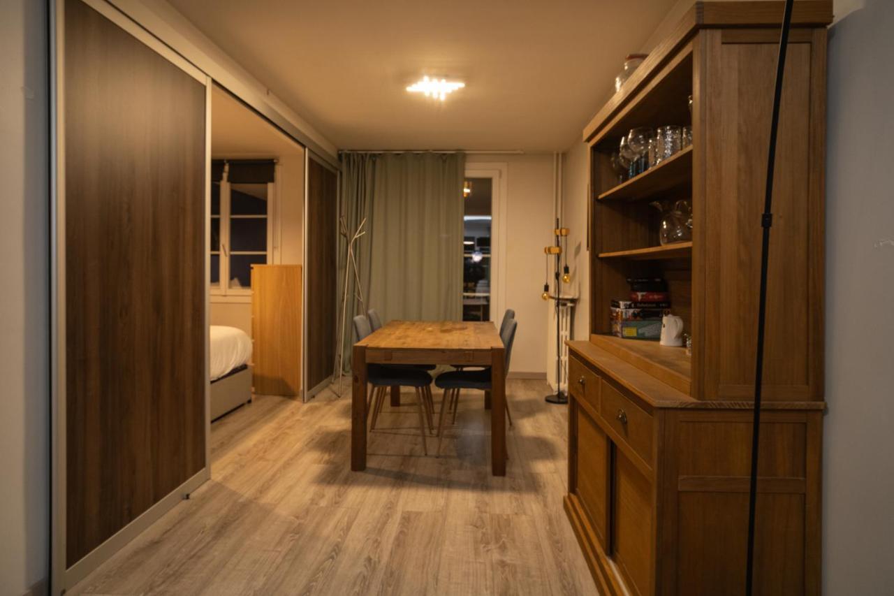 Apartament Joli T2 Proche Du Metro Avec Vue Tour Eiffel Issy-les-Moulineaux Zewnętrze zdjęcie