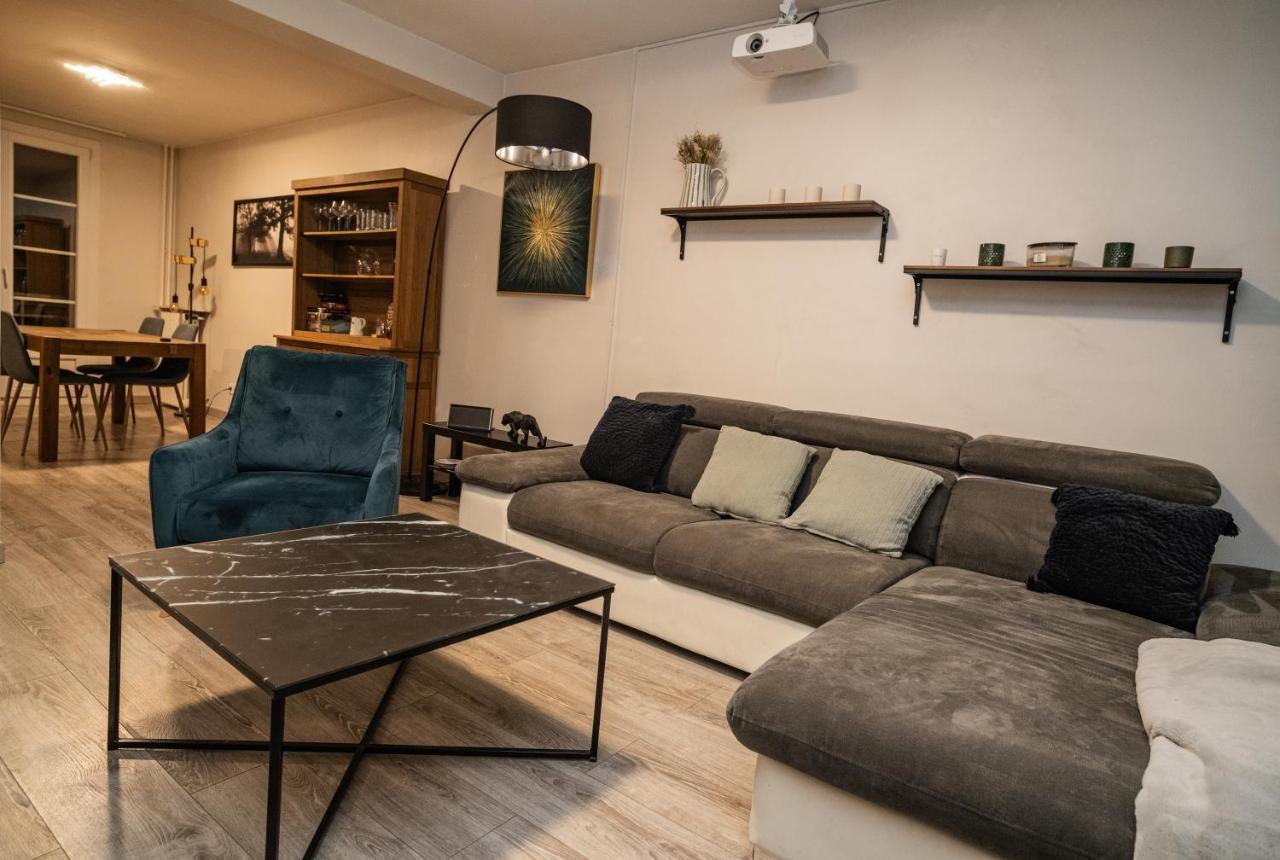 Apartament Joli T2 Proche Du Metro Avec Vue Tour Eiffel Issy-les-Moulineaux Zewnętrze zdjęcie