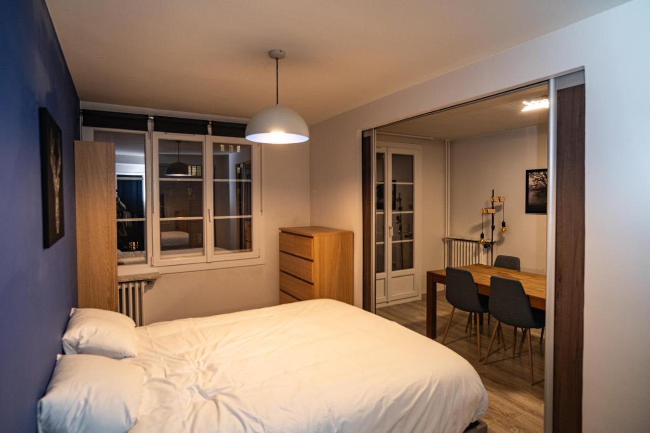 Apartament Joli T2 Proche Du Metro Avec Vue Tour Eiffel Issy-les-Moulineaux Zewnętrze zdjęcie