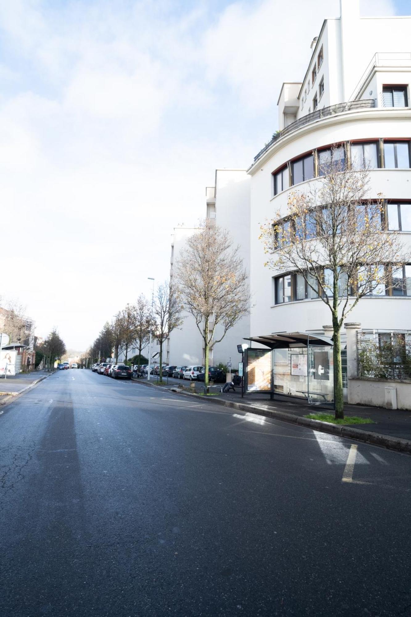 Apartament Joli T2 Proche Du Metro Avec Vue Tour Eiffel Issy-les-Moulineaux Zewnętrze zdjęcie