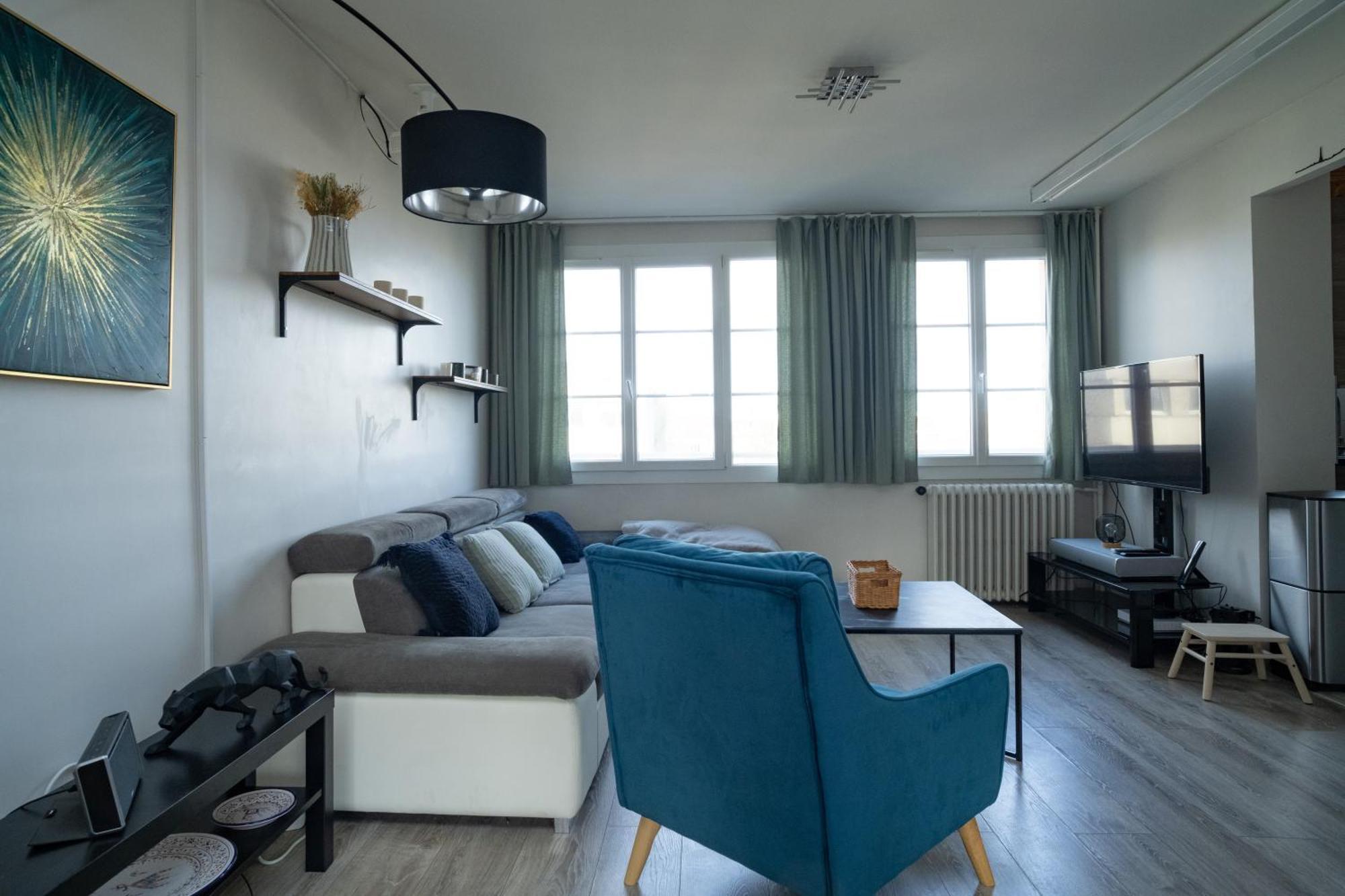 Apartament Joli T2 Proche Du Metro Avec Vue Tour Eiffel Issy-les-Moulineaux Zewnętrze zdjęcie