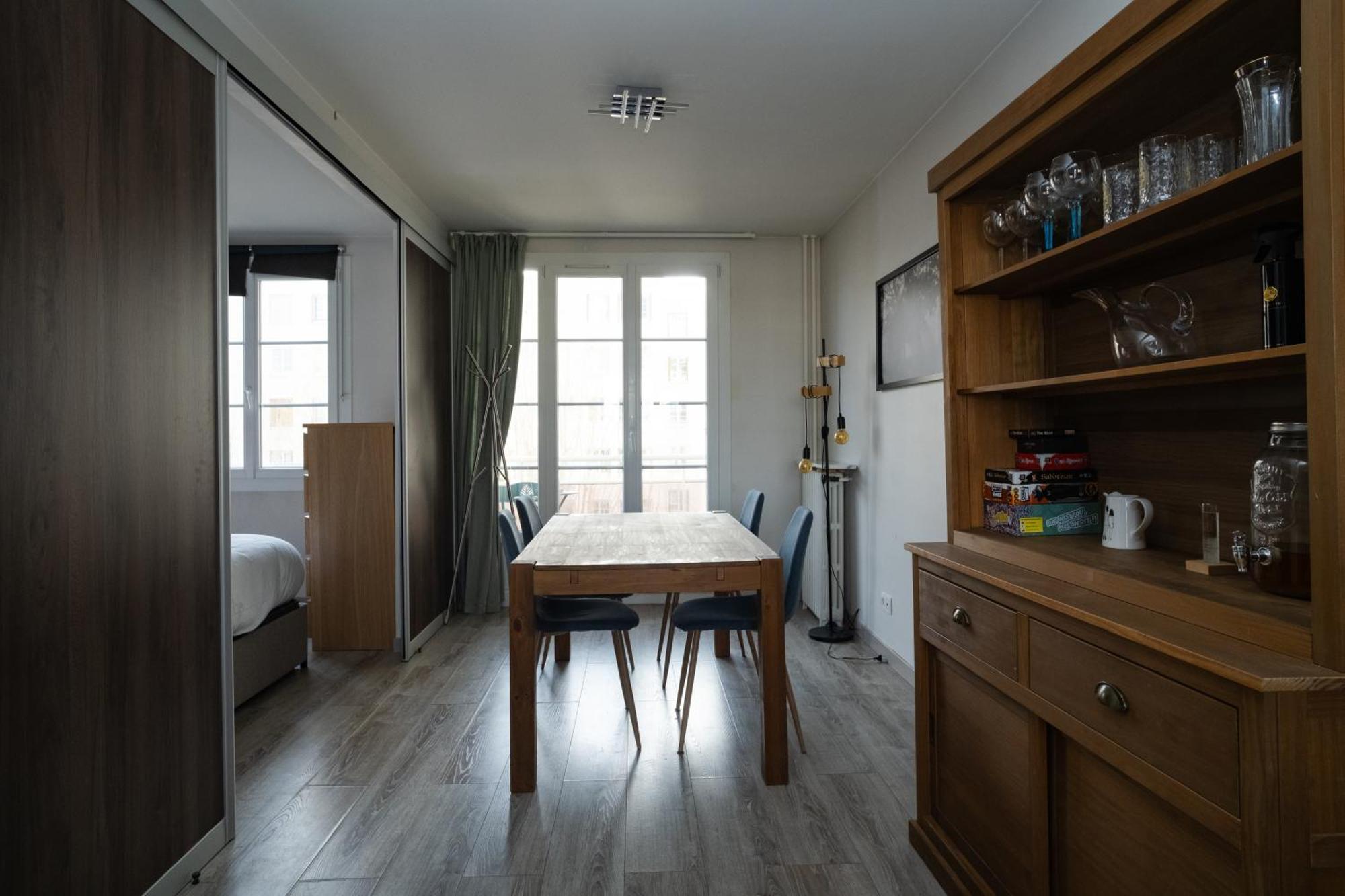 Apartament Joli T2 Proche Du Metro Avec Vue Tour Eiffel Issy-les-Moulineaux Zewnętrze zdjęcie